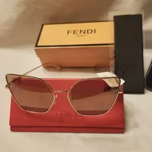 Fendi Stripes 61mm Cat Eye Sunglasses In Endura Gold/Brown Mirror Fendi FF 60mm Cat Eye Sunglasse In Shiny | Mercari main image 3